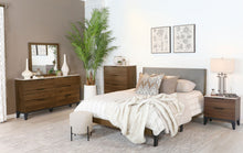 Load image into Gallery viewer, Mays 5-piece Eastern King Bedroom Set Walnut
