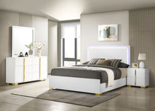 Load image into Gallery viewer, Marceline 4-piece Full Bedroom Set White
