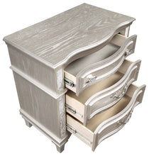 Load image into Gallery viewer, Evangeline 3-drawer Nightstand Silver Oak
