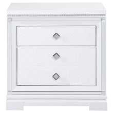 Load image into Gallery viewer, Eleanor 4-piece Queen Bedroom Set White
