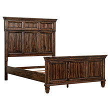 Load image into Gallery viewer, Avenue 4-piece Eastern King Bedroom Set Weathered Brown
