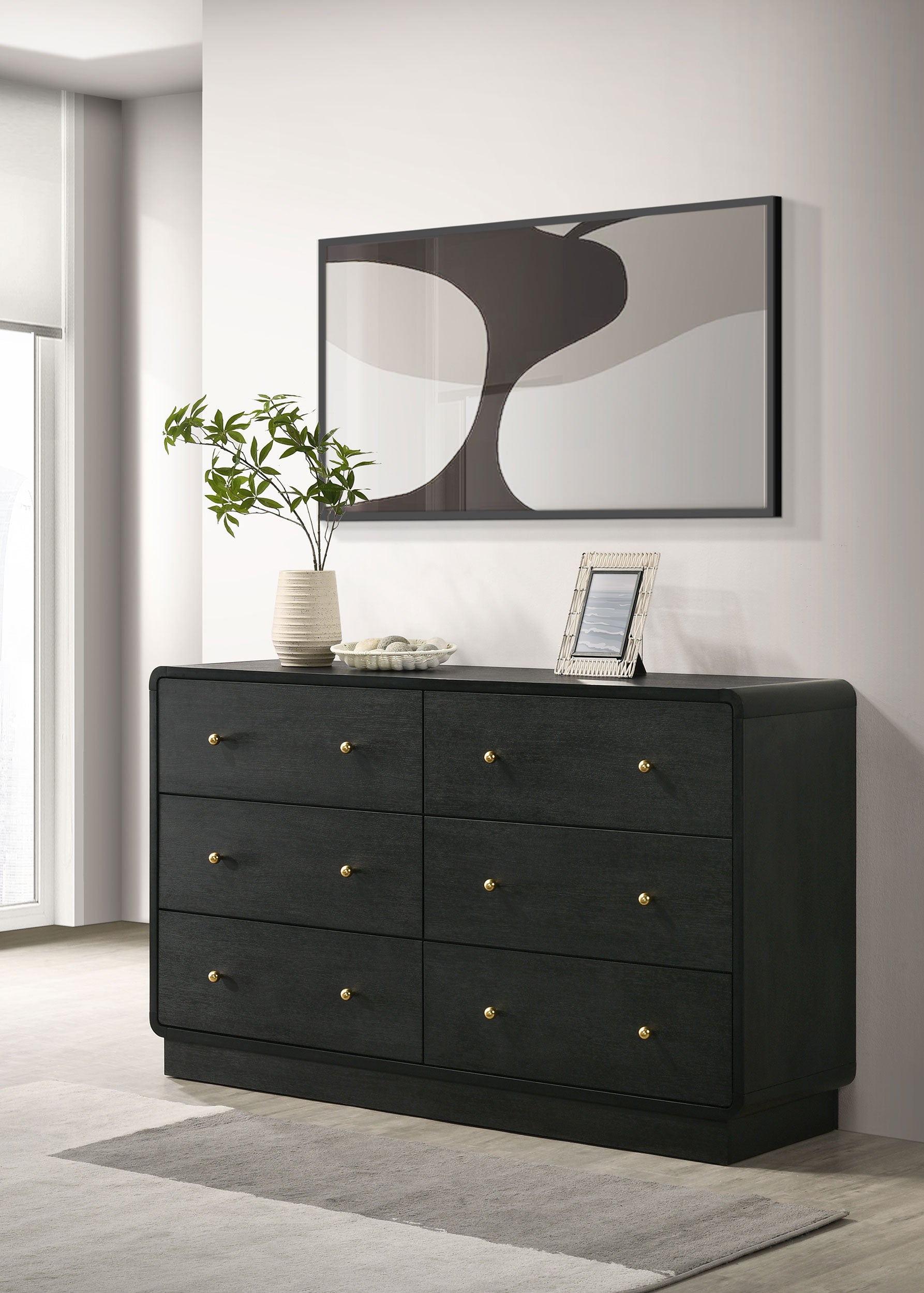Cavelle - 6-Drawer Dresser Cabinet