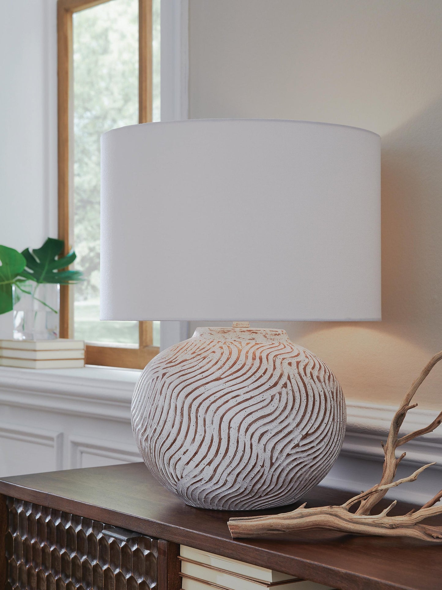 Ashley Express - Vien Terracotta Table Lamp (1/CN)