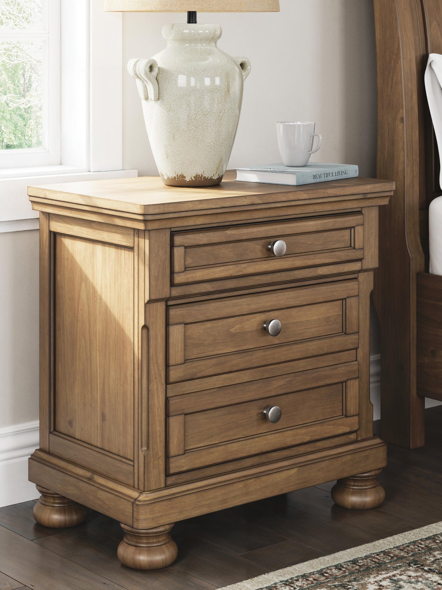 Feddinger Queen Storage Sleigh Bed with Mirrored Dresser, Chest and Nightstand