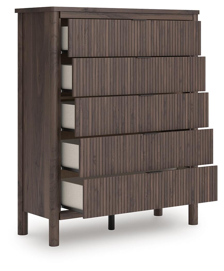 Pamytta Queen Upholstered Panel Bed, Dresser, Mirror and Nightstand