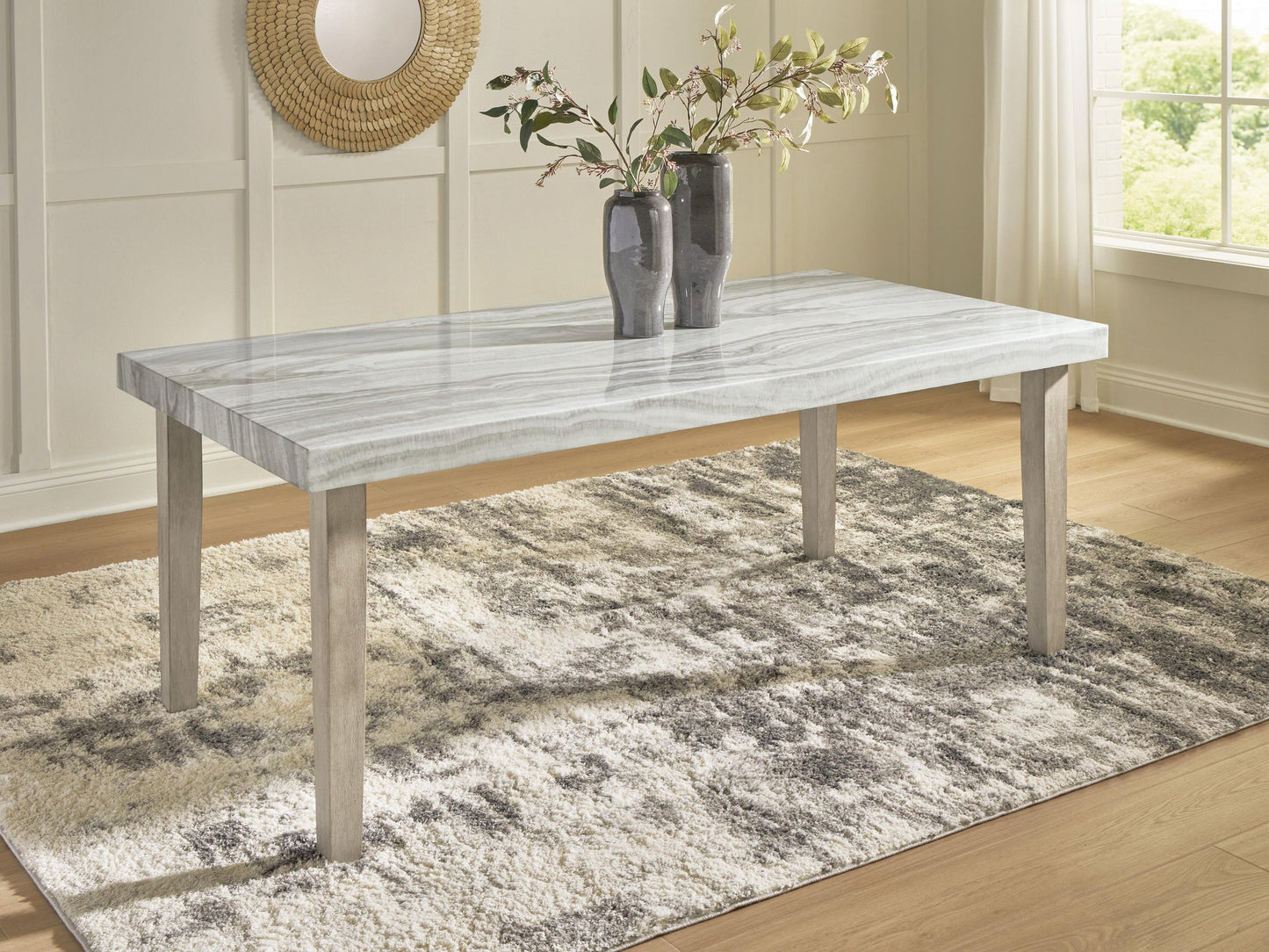 Larawyn Rectangular Dining Room Table