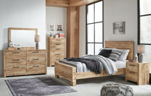 Load image into Gallery viewer, Hyanna Full Panel Bed with Mirrored Dresser, Chest and Nightstand
