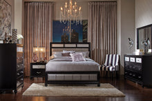 Load image into Gallery viewer, Barzini 4-piece Eastern King Bedroom Set Black
