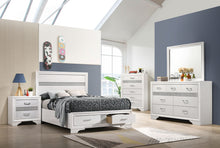 Load image into Gallery viewer, Miranda 5-piece Full Bedroom Set White

