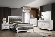 Load image into Gallery viewer, Barzini 4-piece Eastern King Bedroom Set White
