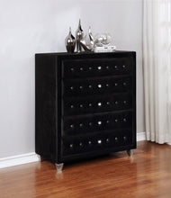 Load image into Gallery viewer, Deanna Deanna 5-drawer Rectangular Chest Black

