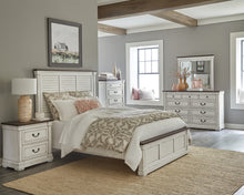 Load image into Gallery viewer, Hillcrest 5-piece California King Bedroom Set White
