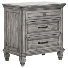 Load image into Gallery viewer, Avenue 4-piece California King Bedroom Set Weathered Grey
