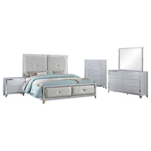 Load image into Gallery viewer, Larue 5-piece Eastern King Bedroom Set Silver
