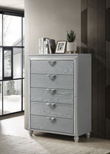 Load image into Gallery viewer, Veronica 5-drawer Bedroom Chest Light Silver

