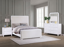 Load image into Gallery viewer, Anastasia 4-piece Eastern King Bedroom Set Pearl White
